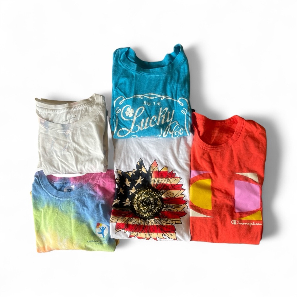 Lot of 5 Women's Short Sleeve Tees in Blue, White, Orange, Tye Dye
